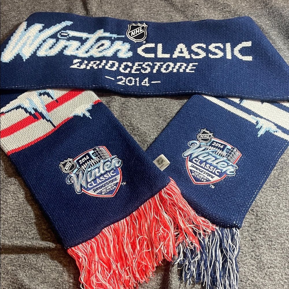 Reebok Winter Classic 2014 Scarf - Blue and Red